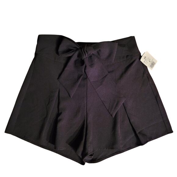 NWT Haute Mode Skort, Size Small, Women's High Waist Shorts, Black, NEW - Picture 2 of 8